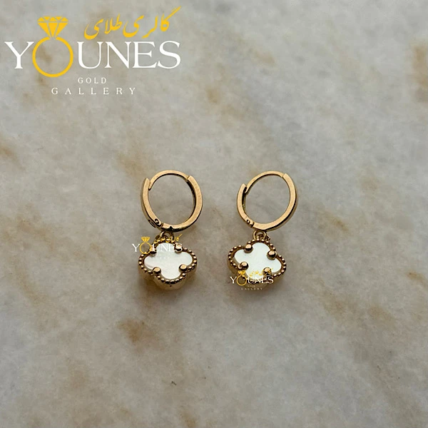 تصویر دوم گوشواره طلا ونکلیف صدفی